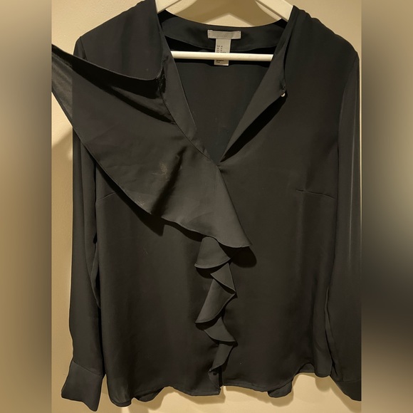 ✨2 for $10✨Black Long Sleeves Blouse - Picture 3 of 8